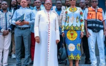 Kinshasa : le cardinal Fridolin Ambongo visite le chantier de l’église Saint-Luc de Ma Campagne