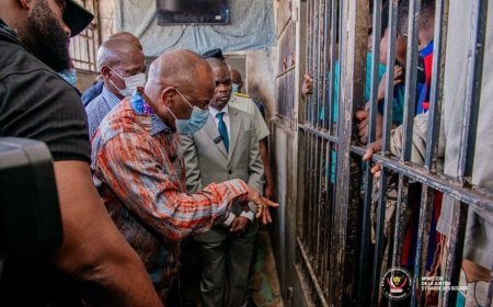 RDC : Guillaume Ngefa suspend les admissions à la prison de Makala, qui compte 16 155 détenus pour 1 500 places