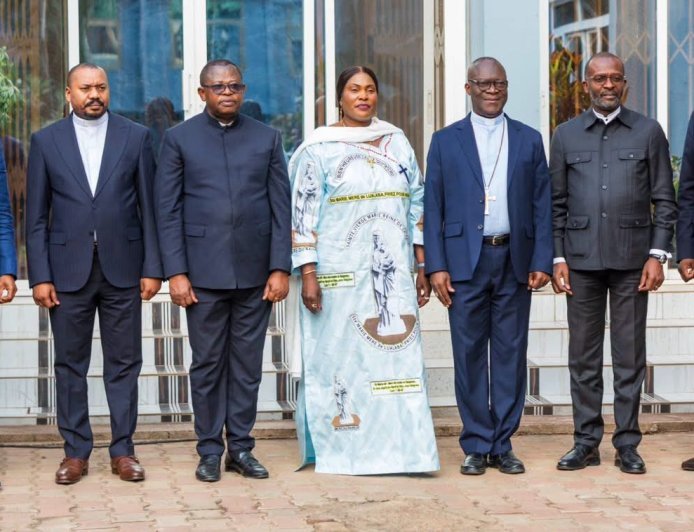 RDC : Anthony Nkinzo consulte Mgr Fulgence Muteba à Lubumbashi autour du dialogue national