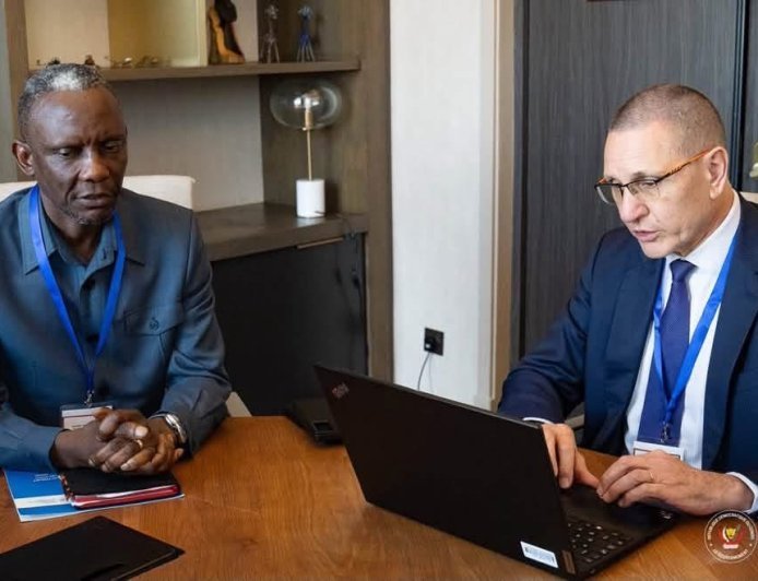 RDC : Jean-Pierre Bemba interdit la navigation des baleinières en bois à partir du 15 novembre