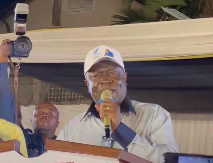 RDC : Augustin Kabuya lance une pique à Joseph Kabila : « On va apprendre à Kabila comment on gère un pays »