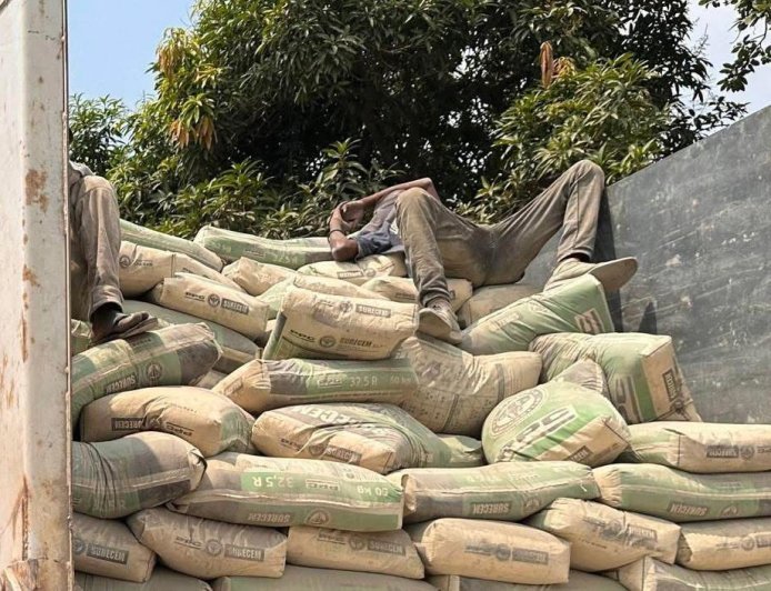 Tshopo : le sac de ciment atteint 60 000 FC à Kisangani malgré le prix officiel de 44 000 FC