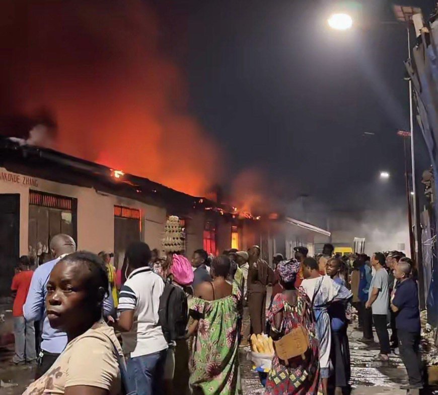 Kinshasa : un incendie ravage plusieurs commerces au marché central, dit « Zando »