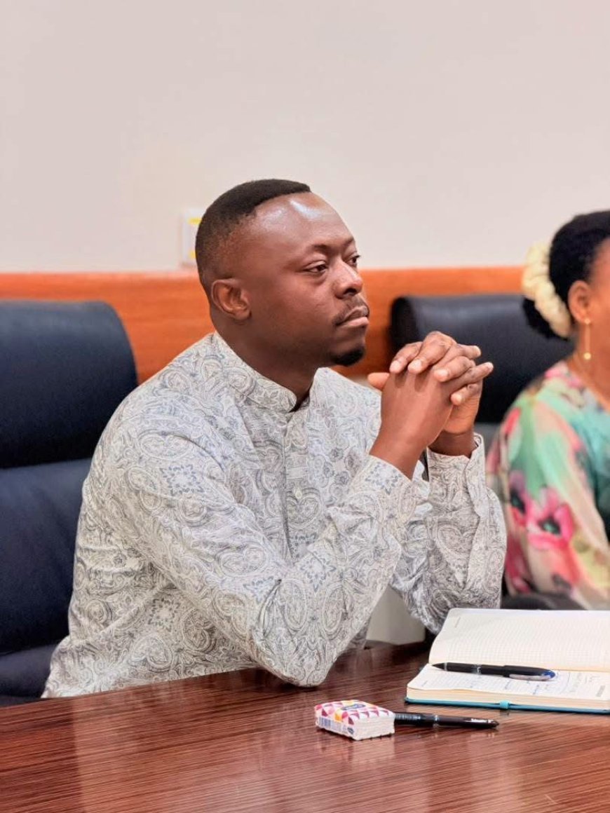 Kinshasa : Teddy Lwamba mise sur la collaboration avec les députés provinciaux pour lutter contre le délestage