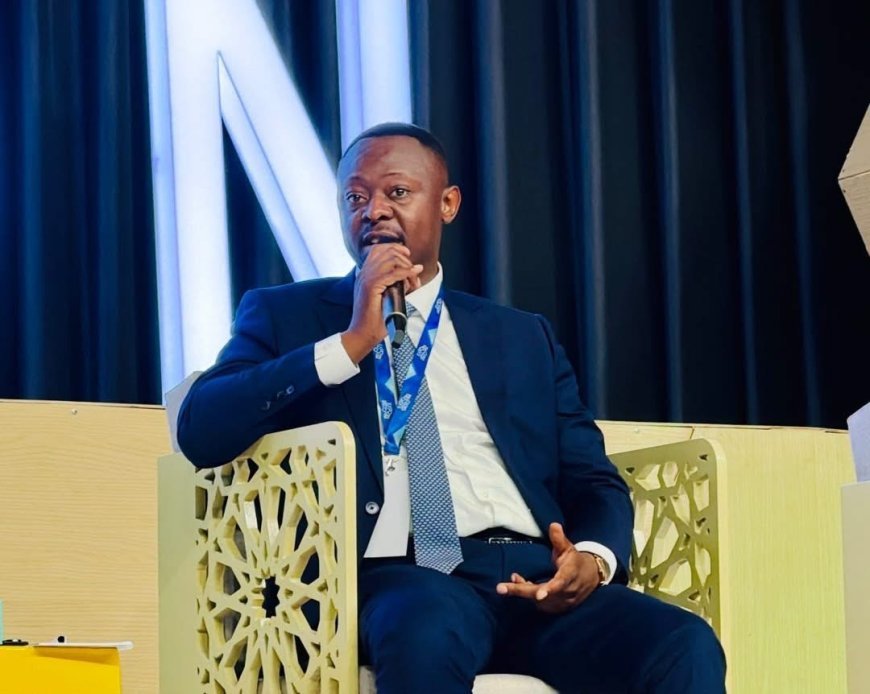 Expo Béton 12 : Teddy Lwamba annonce une centrale flottante de 134 MW et un parc solaire de 100 MW pour améliorer la desserte électrique à Kinshasa