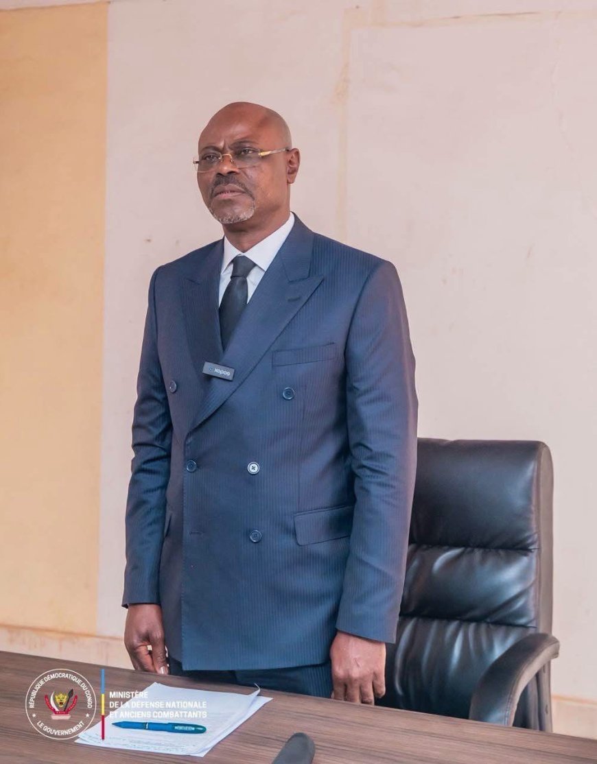 Haut-Katanga : Guy Kabombo inspecte les installations de la 22ᵉ région militaire des FARDC