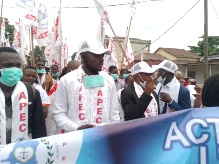 Tshopo : à Kisangani, la ligue des jeunes de l’APEC dit non à la rébellion et réaffirme son soutien au gouvernement
