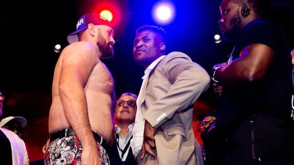 Boxe : Avant d’affronter Joshua, Ngannou s'en prend à Fury Tyson