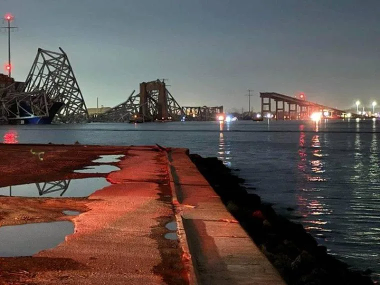 États-Unis : Effondrement du Francis Scott Key Bridge à Baltimore, six personnes portées disparues