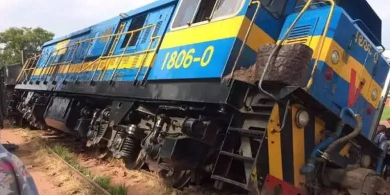 Tshopo : 4 personnes perdent la vie dans un déraillement du train de la SNCC