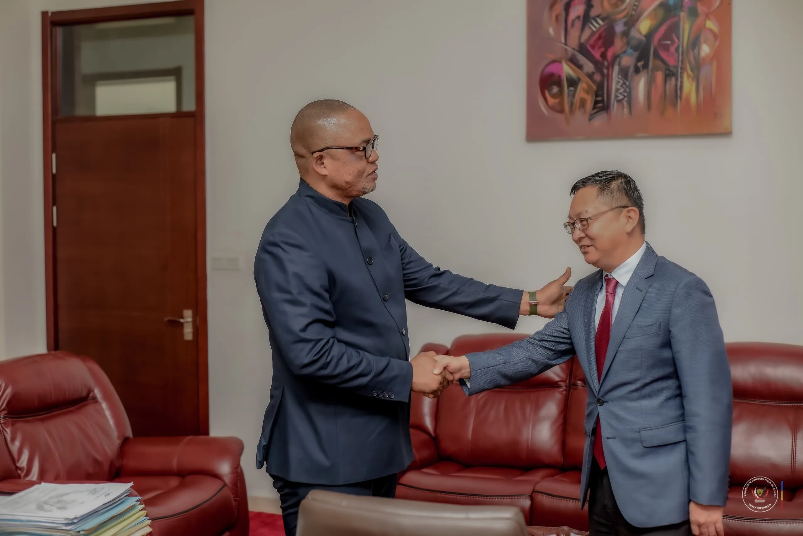 Relations Chine-RDC: Par le biais de son ambassadeur, Pékin veut la participation de la PNC à un séminaire sur la sécurité