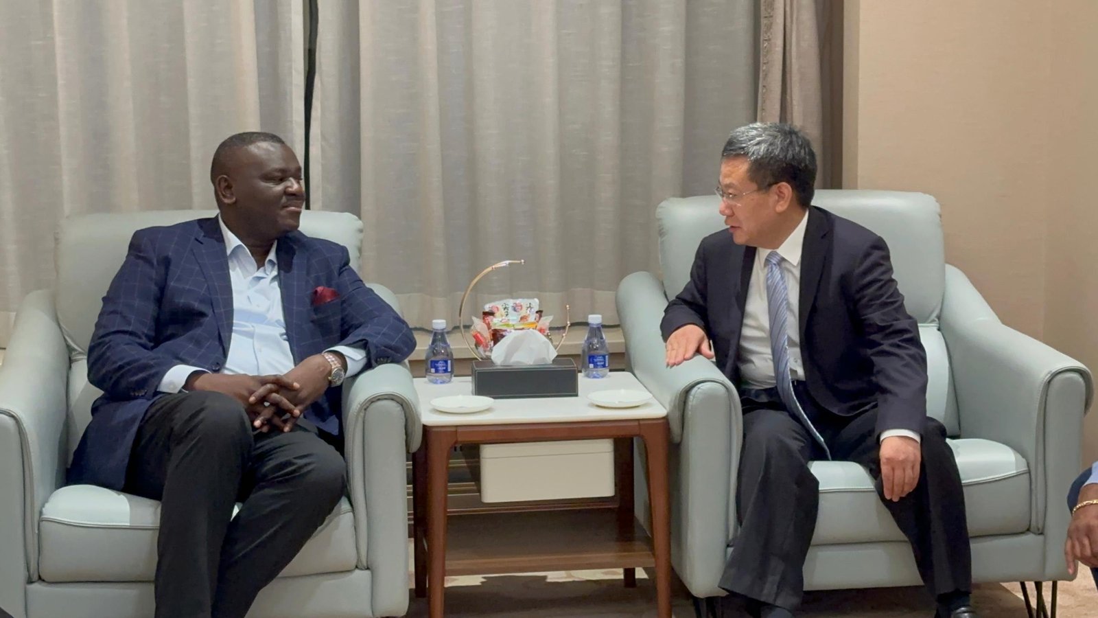 Forum sur la coopération numérique sino-africaine : Augustin Kibassa déjà sur place à Pékin