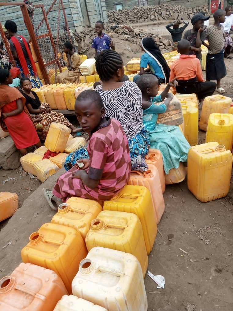 MINOVA : Pénurie d'eau, les femmes confrontées à de multiples défis sécuritaires et sanitaires