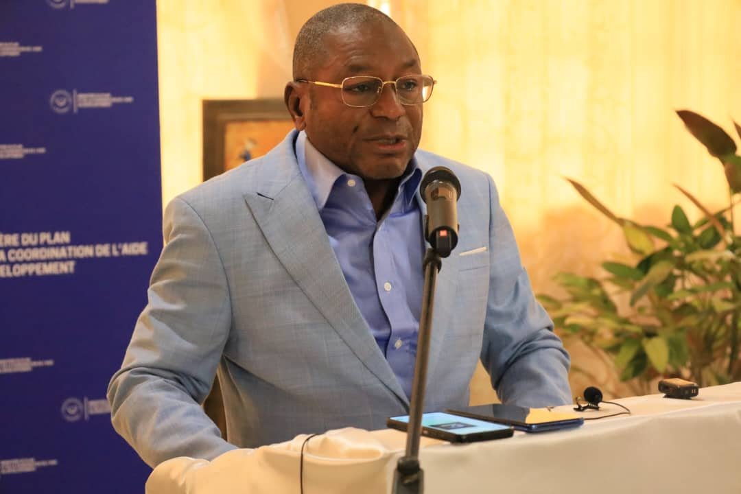 Investissements : À Mbewela Lodge, le professeur Bruno Tshibangu Kabaji s'est dit convaincu de la reconquête de la RDC à sa place de leader au centre de l'Afrique en termes d'économie